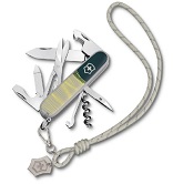 N Victorinox Companion New York Style